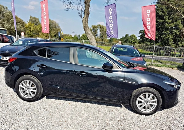 Mazda 3 cena 63900 przebieg: 80000, rok produkcji 2018 z Różan małe 781